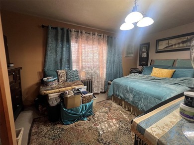 Well maintain three-bedroom house with a full finish attic as a - photo 19