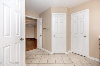 Beautiful home located in the heart of Woolmarket on a quiet Cul - photo 27