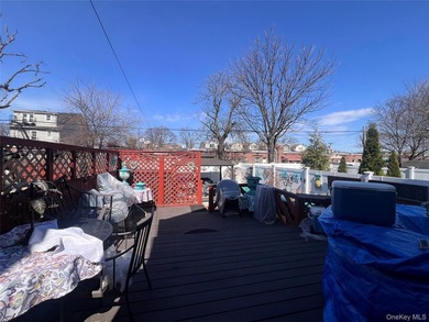 Well maintain three-bedroom house with a full finish attic as a - photo 32