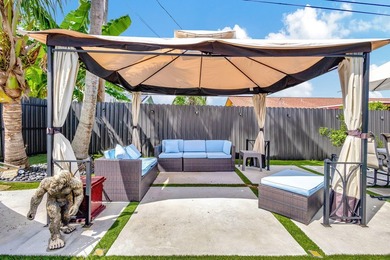 Stunning Beautiful Home Relaxing Patio and 2 cars Garage. This - photo 40