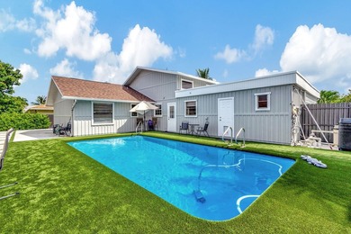 Stunning Beautiful Home Relaxing Patio and 2 cars Garage. This - photo 43