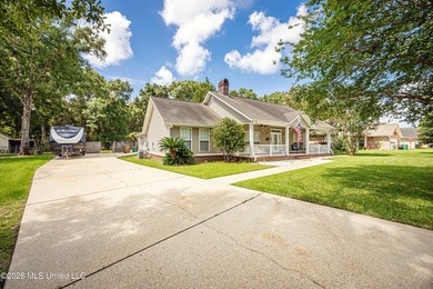 Beautiful home located in the heart of Woolmarket on a quiet Cul - photo 50