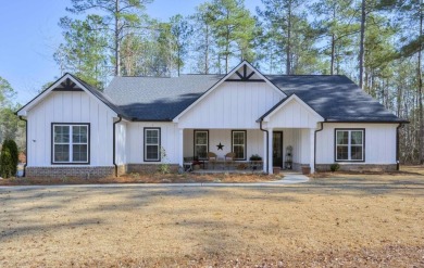 Lake Home For Sale in Mccormick, South Carolina