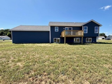New spacious bi-level home at an affordable price! The large - photo 2