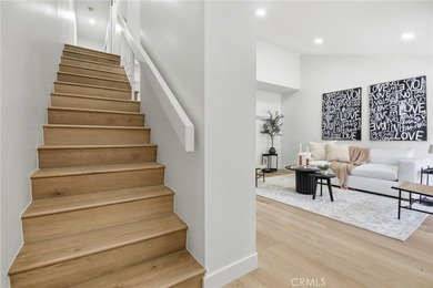 Turnkey 2-bedroom Wrigley townhome with an ATTACHED private - photo 9