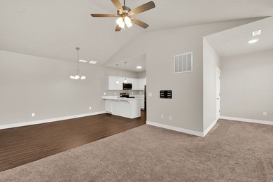 **BETTER THAN NEW!! *RARE FIND & MOVE IN READY!! *MORE SQUARE - photo 5