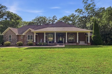 Custom-built 6BR/5BA home near the water with an easy commute to - photo 2