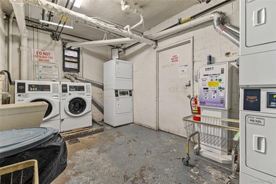 You found it! A real two-bedroom, one bath co-op with a MODERN - photo 15