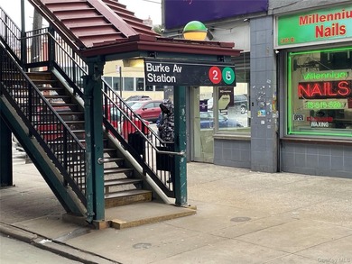 You found it! A real two-bedroom, one bath co-op with a MODERN - photo 17