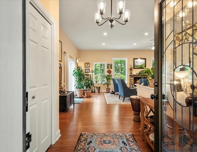 Lake In The Clouds Home For Sale in Canadensis Pennsylvania