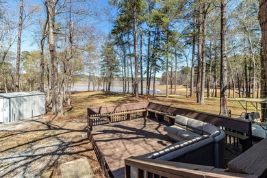 Welcome to your ideal lakefront retreat--where comfort, style - photo 39