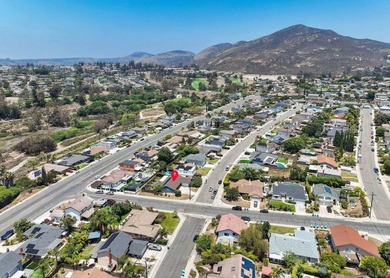 Welcome to 6304 Lake Lucerne, a beautifully maintained 4-bedroom - photo 39