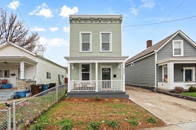 Ohio River Home Sale Pending in Bellevue Kentucky