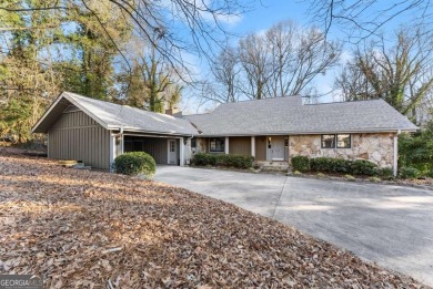 Lake Home For Sale in Gainesville, Georgia