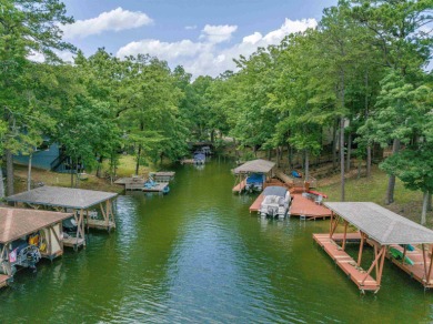 Lake Townhome/Townhouse For Sale in Hot Springs Village, Arkansas