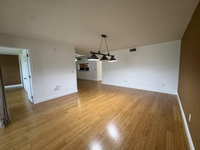Act fast , a rare find , fully upgraded 2 Bedrooms / 2 Baths - photo 12