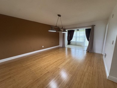 Act fast , a rare find , fully upgraded 2 Bedrooms / 2 Baths - photo 13