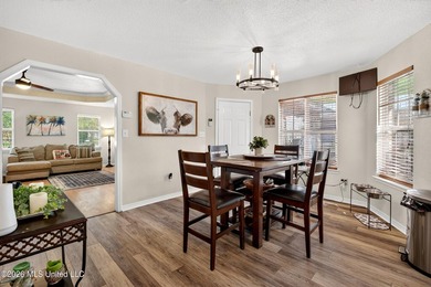 Need space for family, hobbies, toys, or a business? This one - photo 16