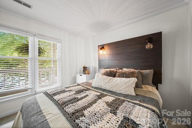 Beautiful 3 Bedroom, 2 Bath Condo at the Moorings!!! Fantastic - photo 19