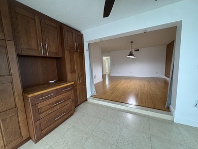 Act fast , a rare find , fully upgraded 2 Bedrooms / 2 Baths - photo 22