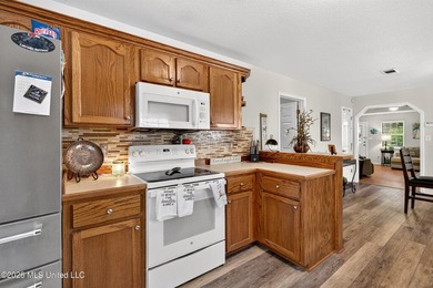 Need space for family, hobbies, toys, or a business? This one - photo 23