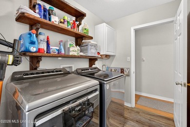 Need space for family, hobbies, toys, or a business? This one - photo 24