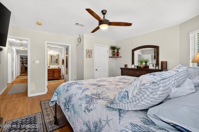 Need space for family, hobbies, toys, or a business? This one - photo 28