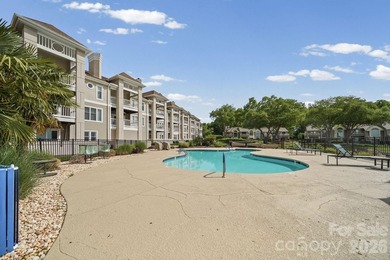 Beautiful 3 Bedroom, 2 Bath Condo at the Moorings!!! Fantastic - photo 29