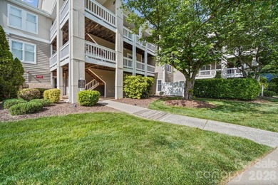 Beautiful 3 Bedroom, 2 Bath Condo at the Moorings!!! Fantastic - photo 31