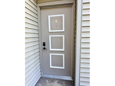 Move-in ready & a great value, this well-maintained Lakewood - photo 33