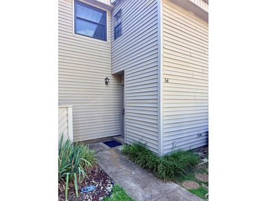 Move-in ready & a great value, this well-maintained Lakewood - photo 34