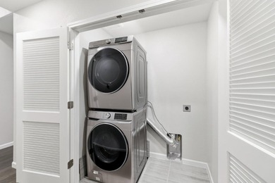 Welcome to elevated Silicon Valley living in the sought-after - photo 43