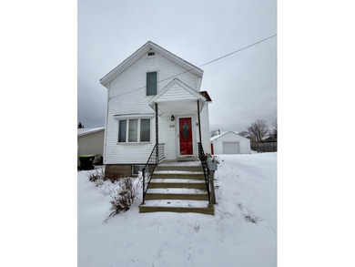 Besser Lake Home Active Under Contract in Alpena Michigan