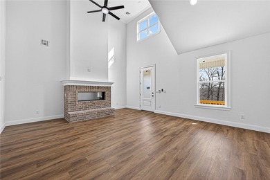 Experience the best of Northwest Arkansas living in this - photo 3