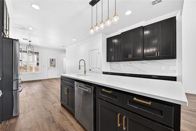 Experience the best of Northwest Arkansas living in this - photo 9
