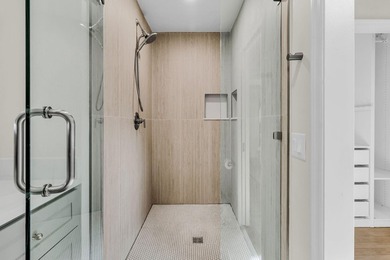 Two blocks from the heart of Park Circle, this renovated - photo 20
