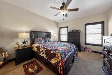 Originally designed and built by a builder for their own - photo 23