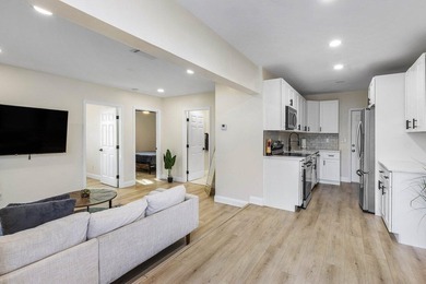 RARE INVESTMENT OPPORTUNITY! ABSOLUTELY GORGEOUS FULLY RENOVATED - photo 24