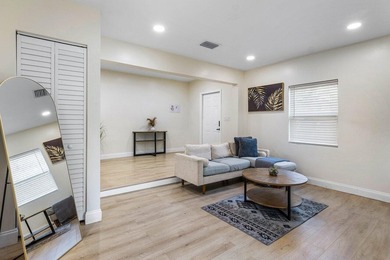 RARE INVESTMENT OPPORTUNITY! ABSOLUTELY GORGEOUS FULLY RENOVATED - photo 27