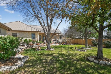 Originally designed and built by a builder for their own - photo 28