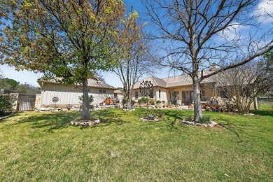 Originally designed and built by a builder for their own - photo 31