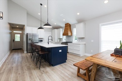 Custom built craftsman home just minutes from Downtown - photo 12
