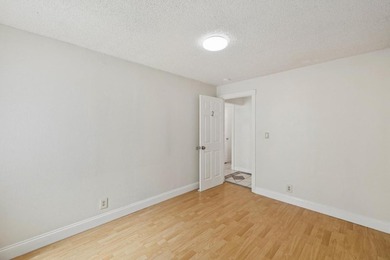 First time on the market in over 15 years, this versatile San - photo 13