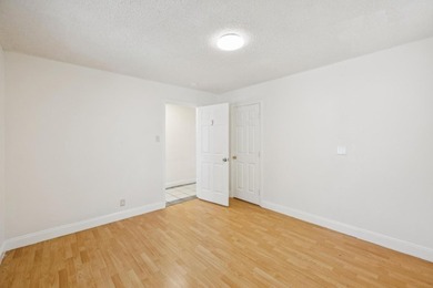 First time on the market in over 15 years, this versatile San - photo 15
