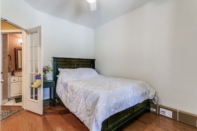 East facing home with 5 bedrooms with solid hardwood floors, Koi - photo 15