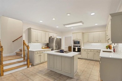 Executive 4-sided Brick Traditional With Master On Main and Full - photo 18