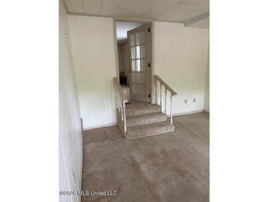 Well maintained home on the lake with pier and boat slip. Home - photo 26