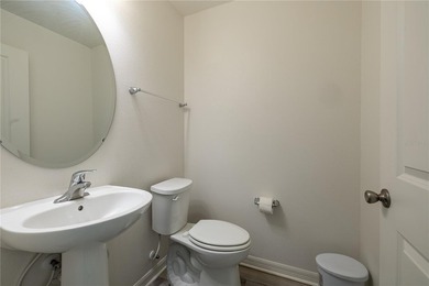 Spacious single-family home featuring 4 bedrooms and 2.5 - photo 8