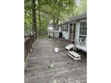 Well maintained home on the lake with pier and boat slip. Home - photo 31
