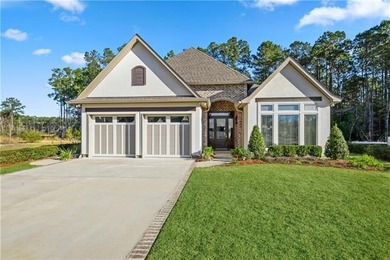 Lake Pontchartrain Home Active Under Contract in Mandeville Louisiana